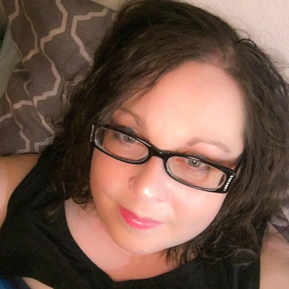 Meet your Posher, Kelly - Picture 1 of 1